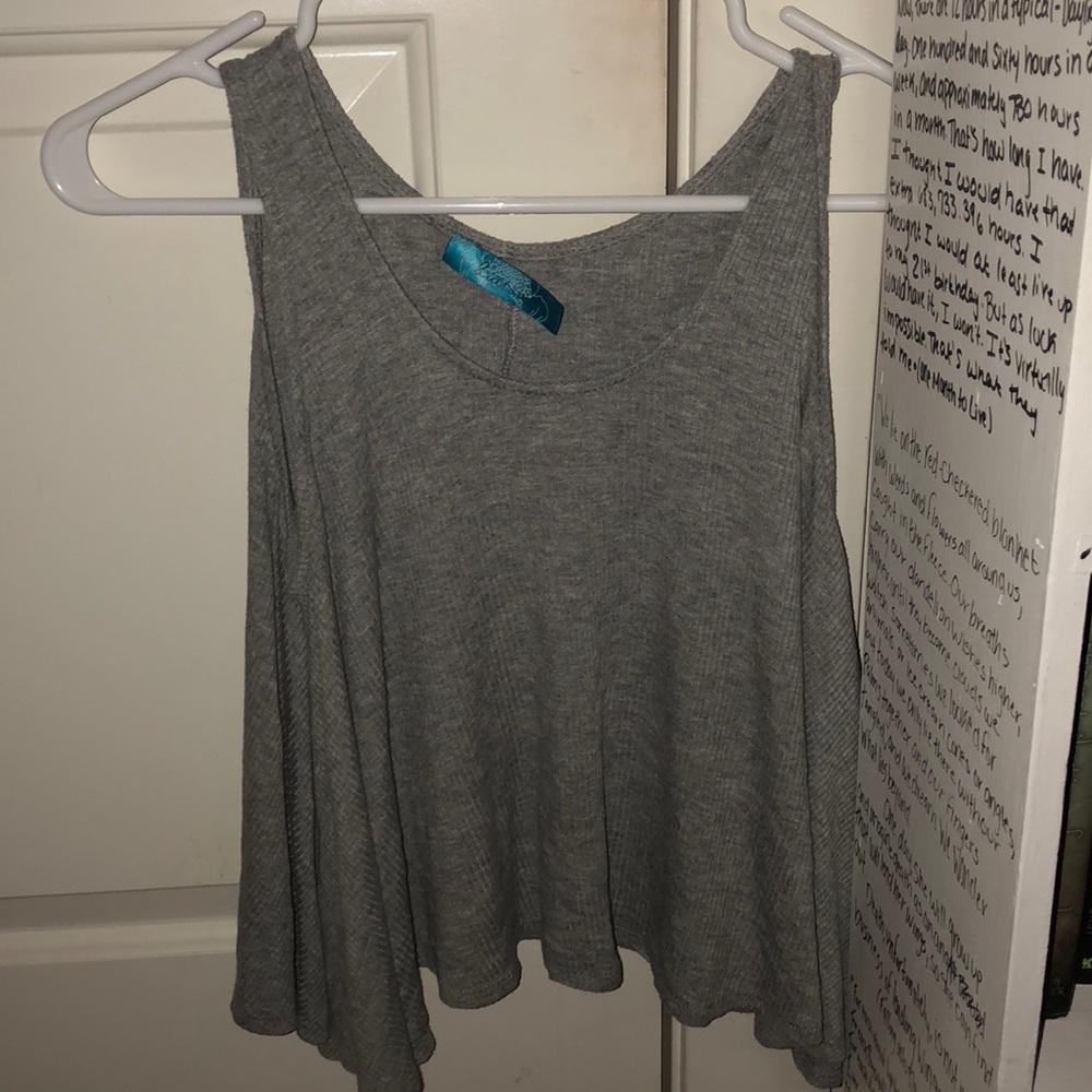 Grey tank top